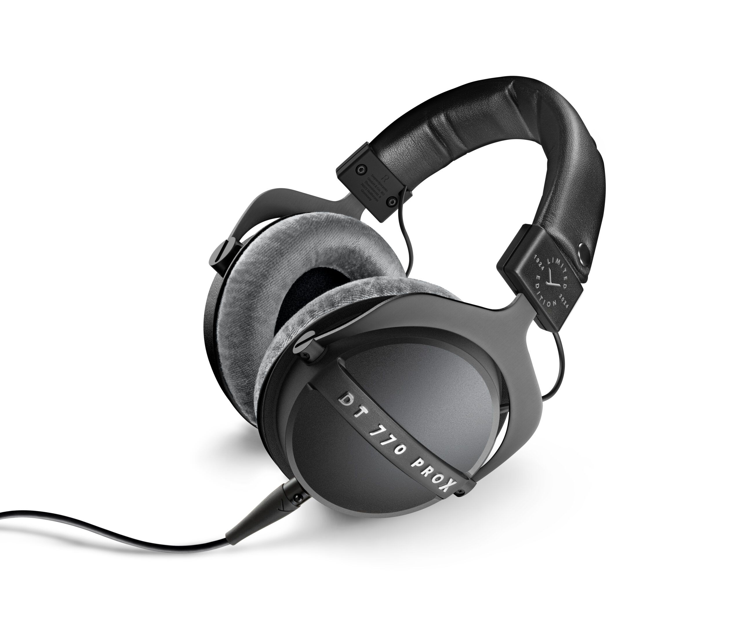 beyerdynamic / DT770 PRO X Limited Edition - beyerdynamicのDT 770 PRO X Limited Editionは、100周年を記念して製造されたハイクオリティな密閉型モニターヘッドホンです。
